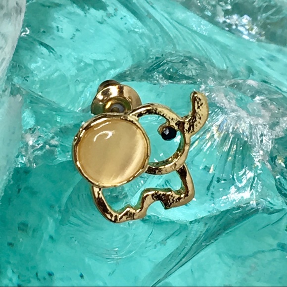 Lucky Baby Elephant Earrings - Picture 4 of 9